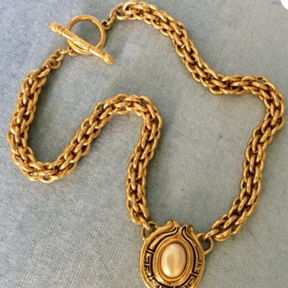 FENDI Signed Art Deco Charm PEARL NECKLACE - Picture 2 of 5